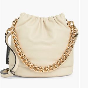 Marc Jacob Small bucket bag in MINT condition. Only used once.  🚨FLASH SALE 🚨